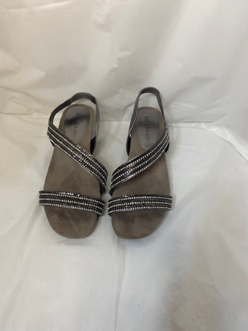 Kelly & Katie Gray Pewter Rhinestone Wedge Sling back Sandals, Women's Size 6.5
